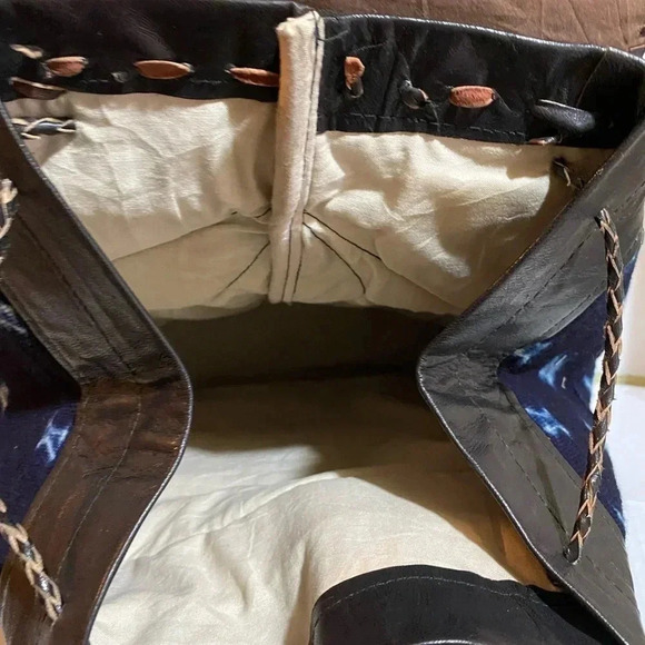 Handmade unisex mud cloth leather backpack - Picture 3 of 6